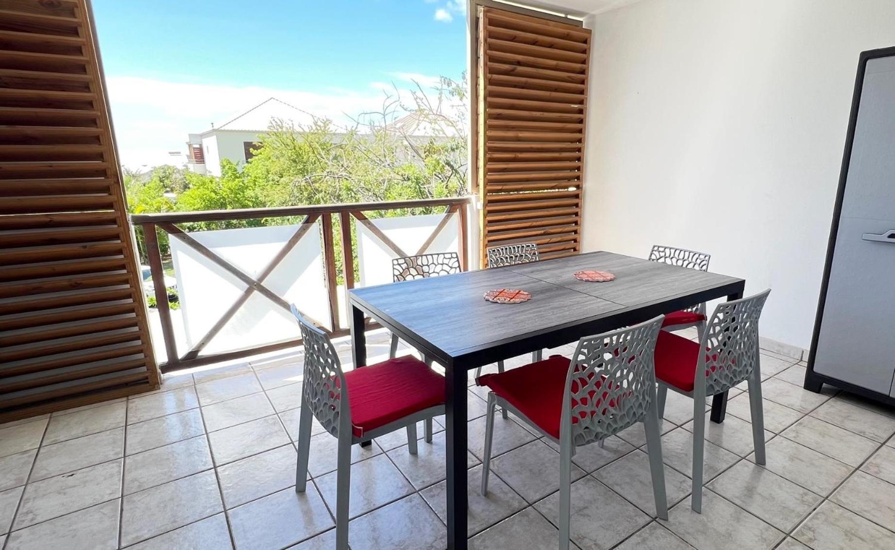 L'Eden Cocoon 3 Etoiles Proche Plage Saint Gilles Les Bains Exterior photo
